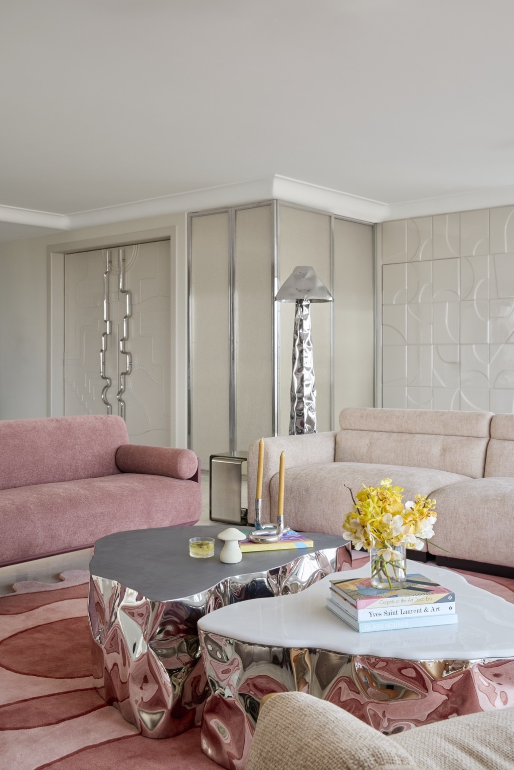 Romantic Art House — Residential