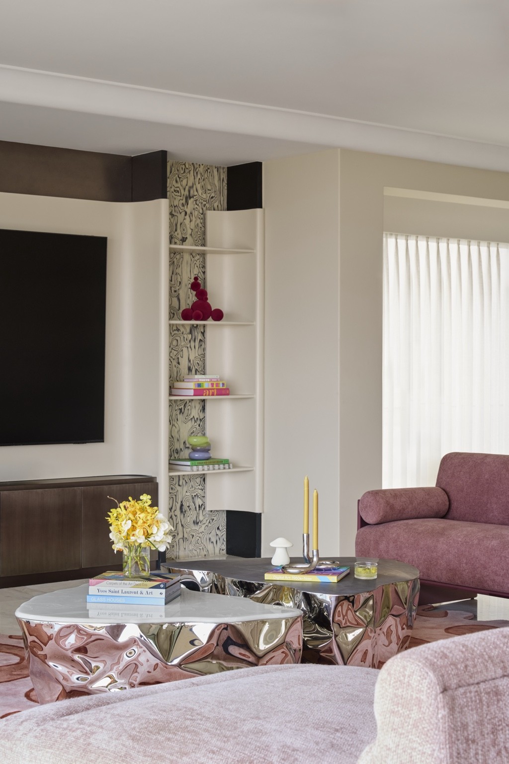 Romantic Art House — interior view 21